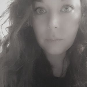 Meet your Posher, Kendra